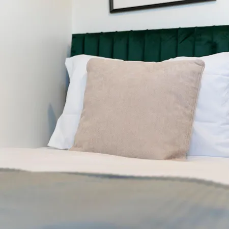 Applin House - 5 Bedroom Contractor - Sleeps 10 - Parking & Wi-fi Дом отдыха