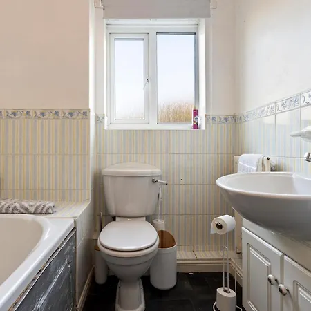 Ferienhaus Applin House - 5 Bedroom Contractor - Sleeps 10 - Parking & Wi-fi Bristol