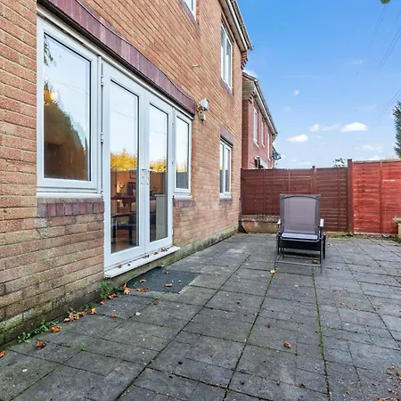 Ferienhaus Applin House - 5 Bedroom Contractor - Sleeps 10 - Parking & Wi-fi Bristol